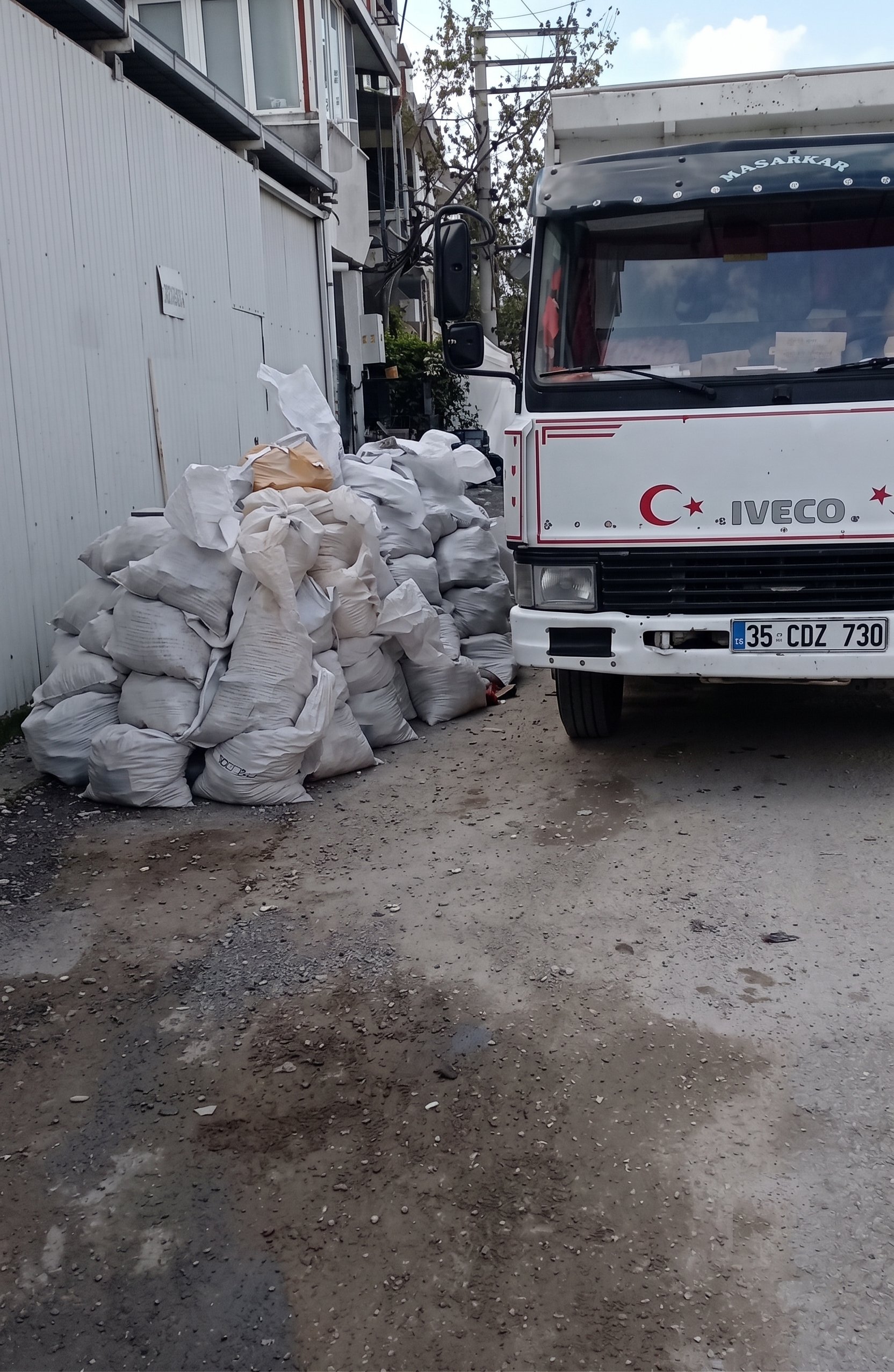 Moloz yükleme ve nakliye